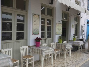 Restaurangen Deka ligger i Perdika i Grekland.
