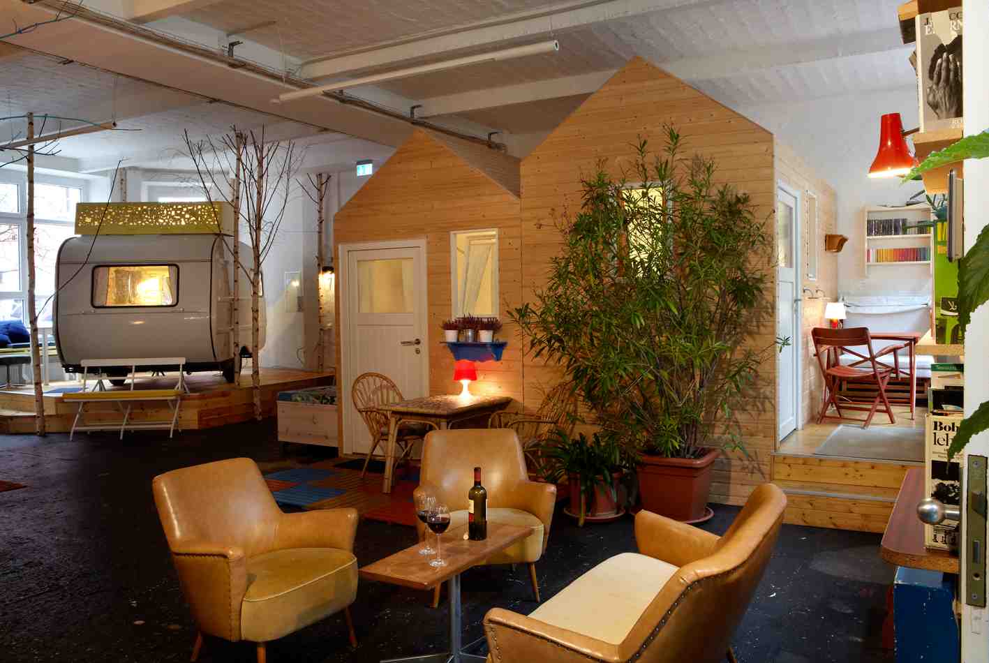 Husvagnshotell i berlin, slow food i toscana och matmässa i genua ...