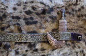 Den jemenitiska dolkarna - Gambia - och de bälten de sitter i är ofta mycket vackra.