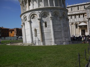 Lutande Tornet i Pisa.