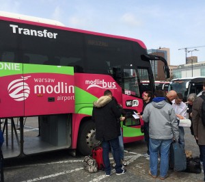 Flygbussen in till centrum är snabb, smidig och billig.